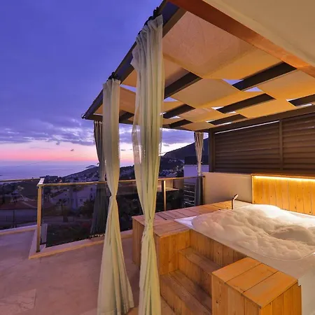 Outstanding With Private Pool, Jacuzzi And Sea View In Kalkan,