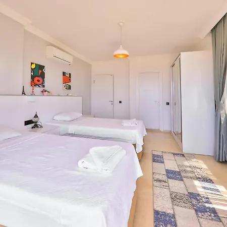 Outstanding With Private Pool, Jacuzzi And Sea View In Kalkan,